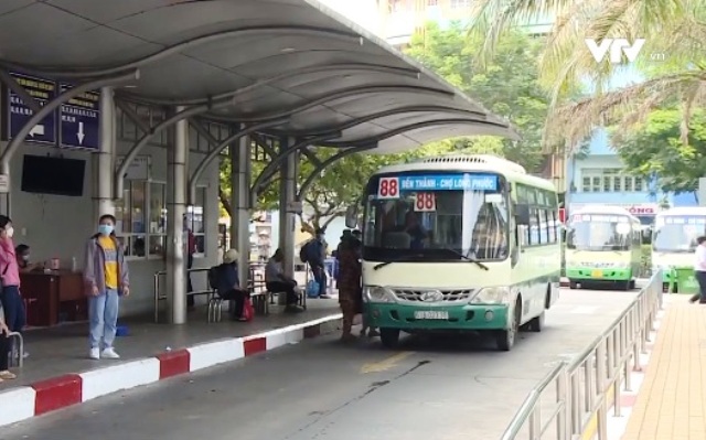 TP Hồ Chí Minh: Xử lý quấy rối tình dục trên xe bus - Ảnh 1.