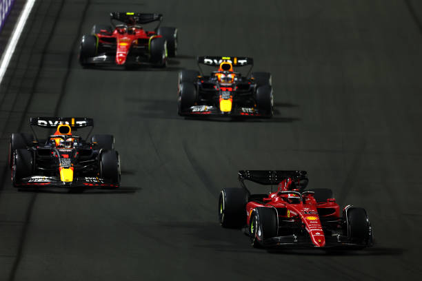 Max Verstappen giành chiến thắng tại GP Saudi Arabia - Ảnh 1.