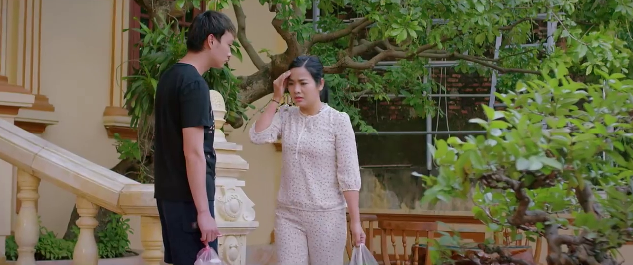 Lối về miền hoa - Tập cuối: Vợ gặp vấn đề sức khỏe, ông Lâm sẽ nói sự thật? - Ảnh 3. Lối về miền hoa - Tập cuối: Vợ gặp vấn đề sức khỏe, ông Lâm sẽ nói sự thật? - Ảnh 3.