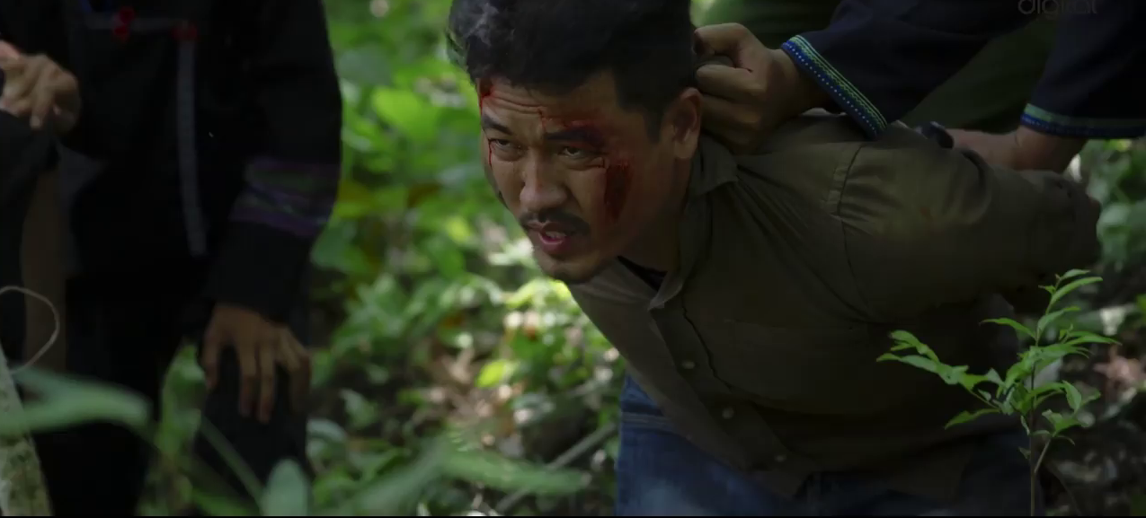 Bão ngầm - Tập 29: Tòng chết, Hải Triều dùng kế dụ rắn ra khỏi hang để bắt Toàn khỉ đốm - Ảnh 5. Bão ngầm - Tập 29: Tòng chết, Hải Triều dùng kế dụ rắn ra khỏi hang để bắt Toàn khỉ đốm - Ảnh 5.