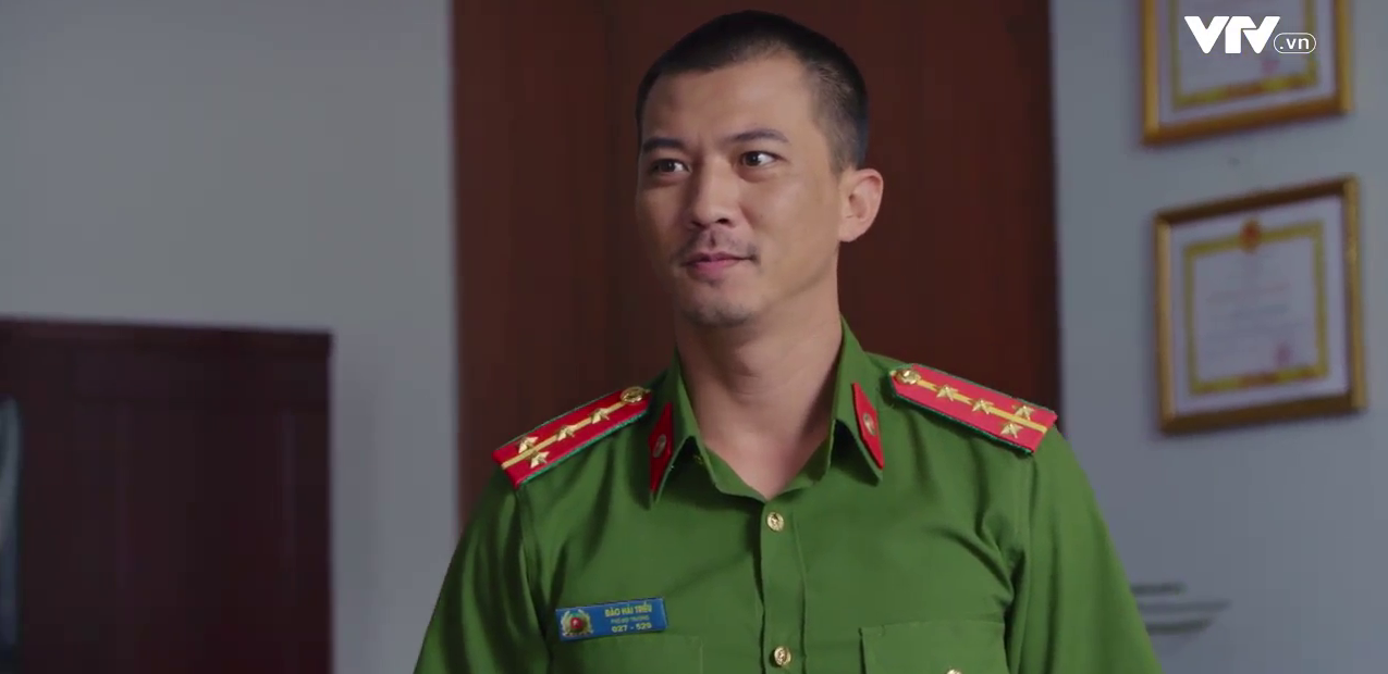 Bão ngầm - Tập 29: Tòng chết, Hải Triều dùng kế dụ rắn ra khỏi hang để bắt Toàn khỉ đốm - Ảnh 18. Bão ngầm - Tập 29: Tòng chết, Hải Triều dùng kế dụ rắn ra khỏi hang để bắt Toàn khỉ đốm - Ảnh 18.