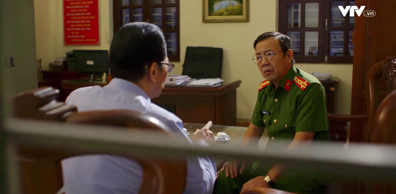 Bão ngầm - Tập 29: Tòng chết, Hải Triều dùng kế dụ rắn ra khỏi hang để bắt Toàn khỉ đốm - Ảnh 20. Bão ngầm - Tập 29: Tòng chết, Hải Triều dùng kế dụ rắn ra khỏi hang để bắt Toàn khỉ đốm - Ảnh 20.