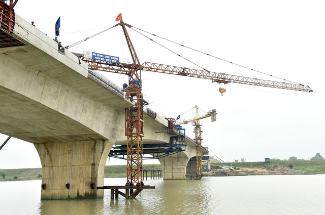 Kiên quyết thực hiện lời hứa hoàn thành 361 km cao tốc Bắc - Nam trong năm nay - Ảnh 3.