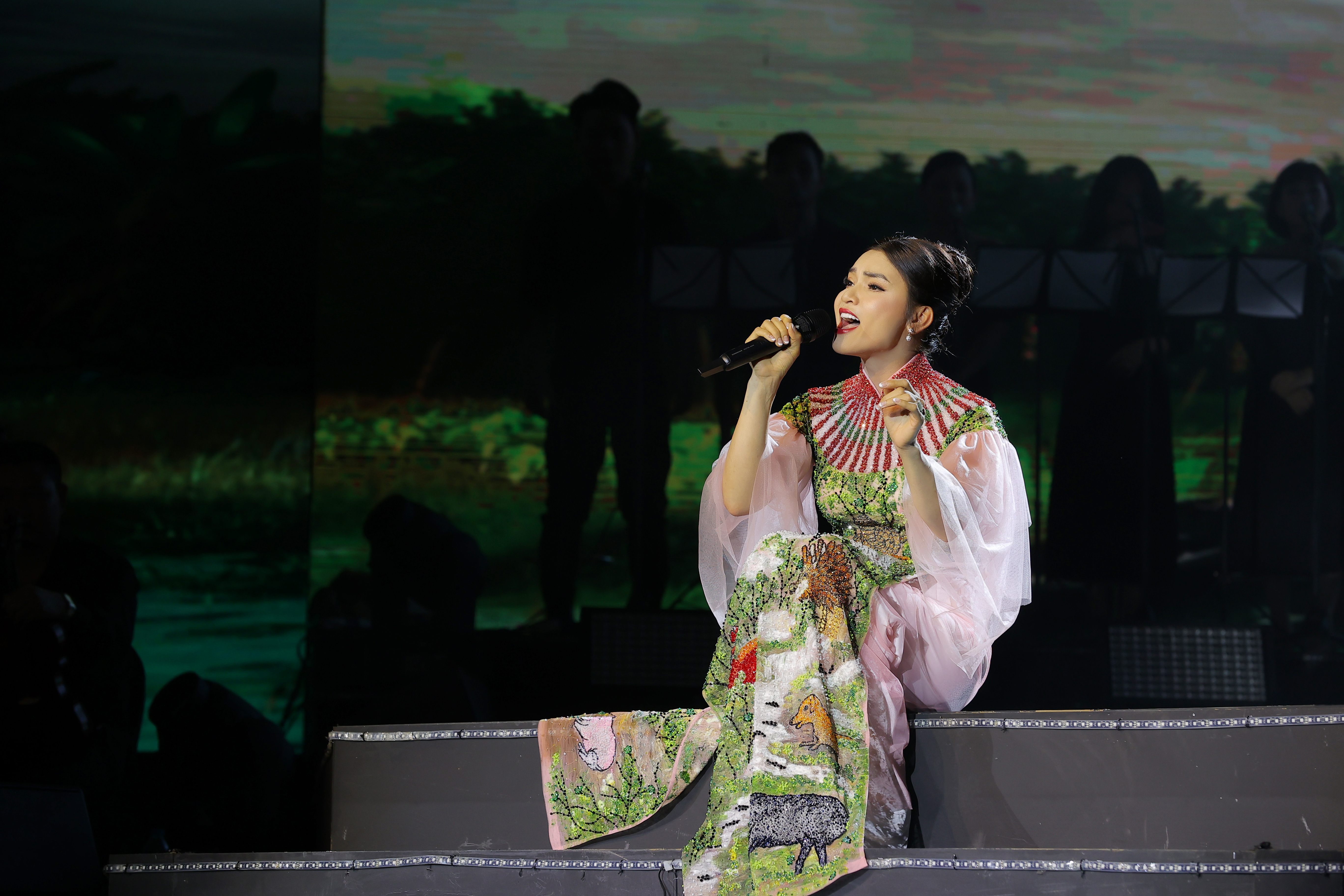 Phạm Phương Thảo thăng hoa trong Con đường &acirc;m nhạc - Ảnh 7.