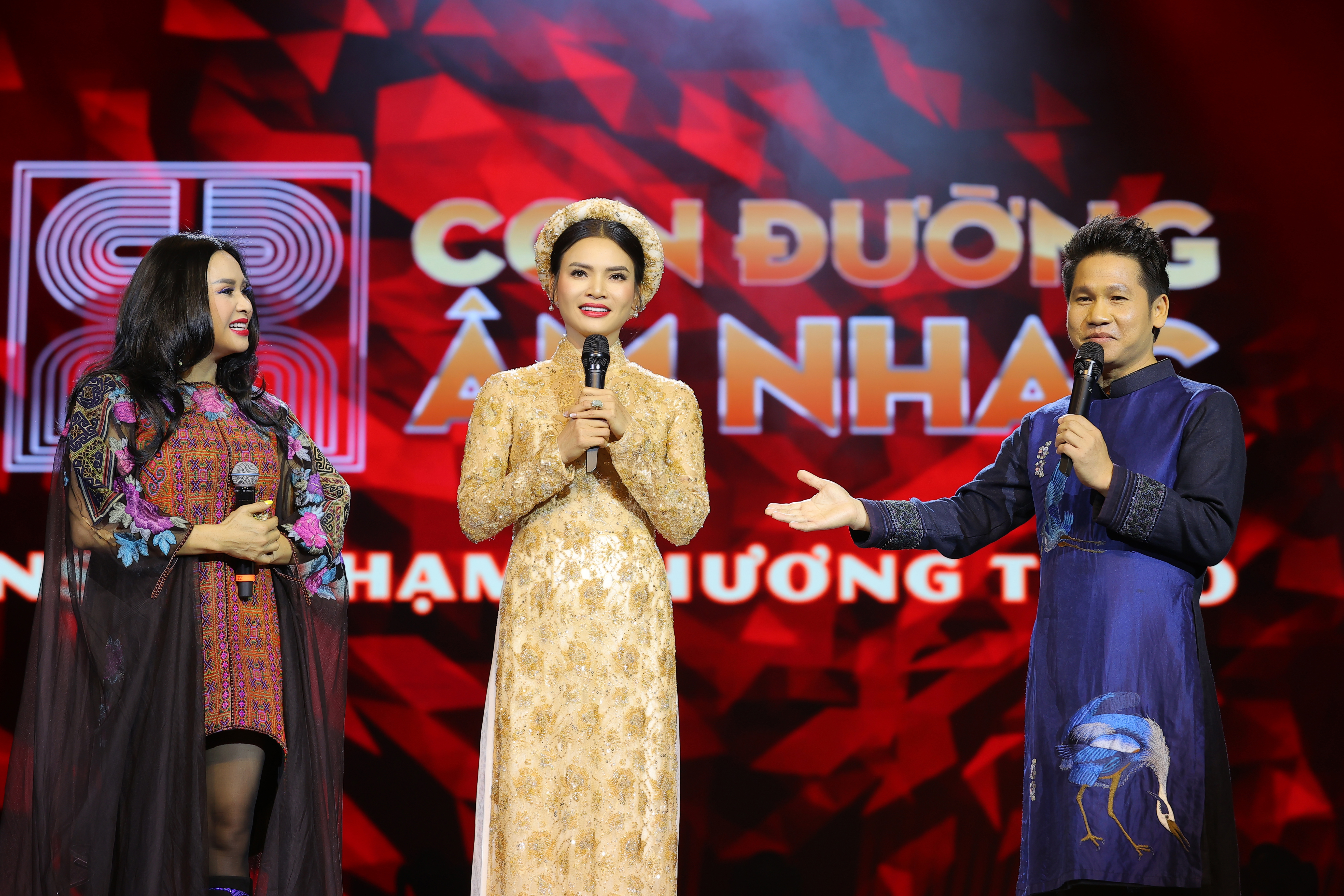 Phạm Phương Thảo thăng hoa trong Con đường &acirc;m nhạc - Ảnh 13.