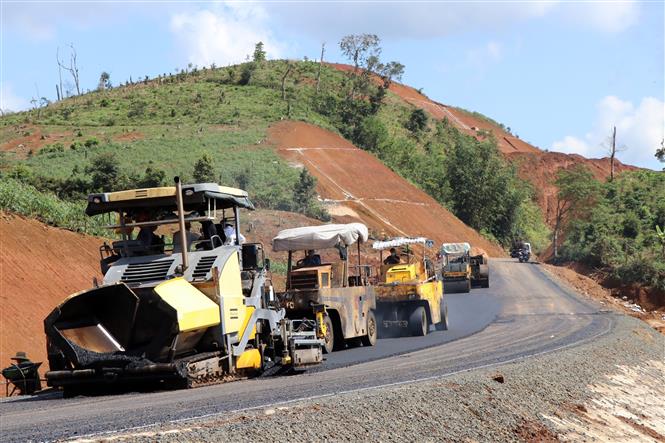 Quốc lộ 24 - Cung đường khổ ải của người d&acirc;n? - Ảnh 3.