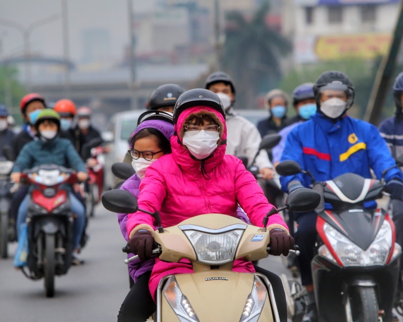 Học sinh lớp 1-6 H&agrave; Nội n&ocirc; nức trở lại trường sau nghỉ dịch - Ảnh 12.