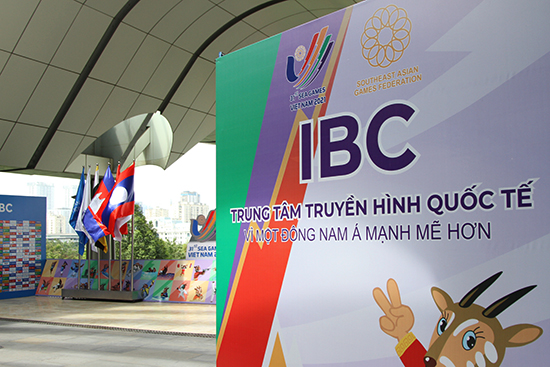 Toàn cảnh Trung tâm Truyền hình Quốc tế (IBC) của SEA Games 31 - Ảnh 3.