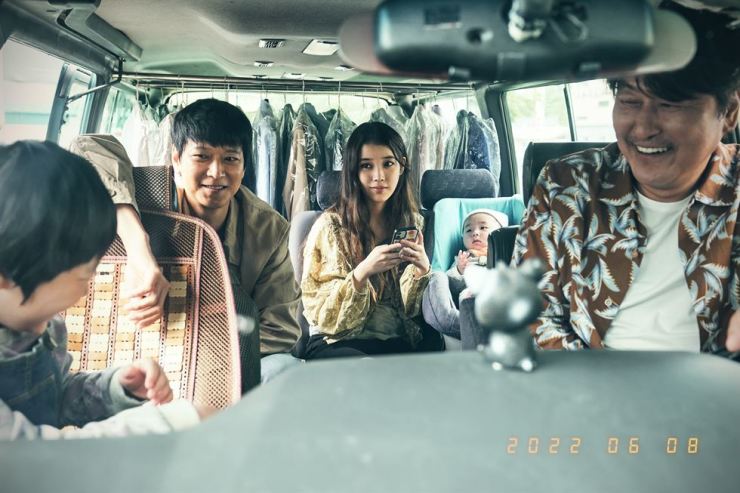 Phim "Look Back" của Hirokazu Kore-eda lấy cảm hứng từ Manga và quay bằng phim nhựa 35mm - Ảnh 1.