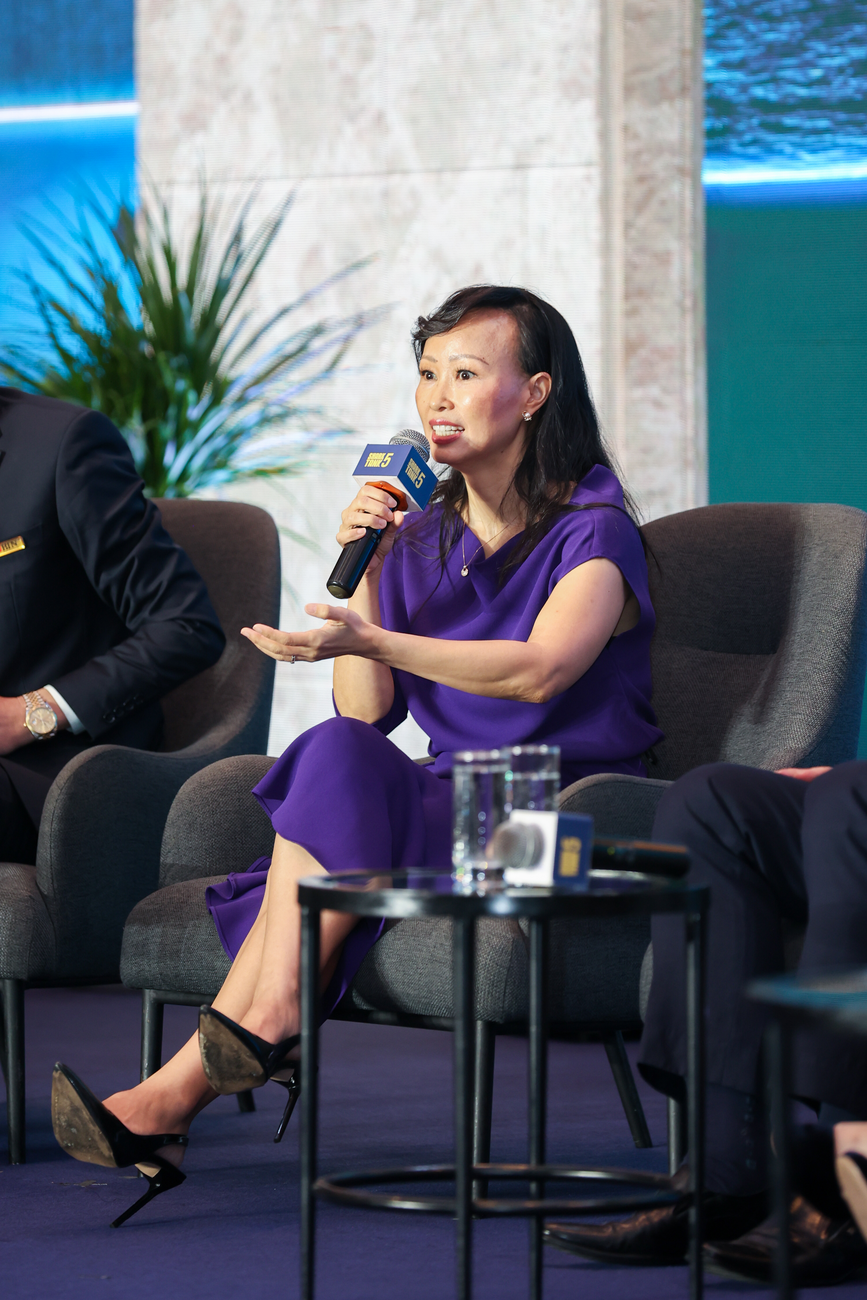 Shark Tank Việt Nam mùa 5 khởi động: Lộ diện cá mập mới toanh - Ảnh 7. Shark Tank Việt Nam mùa 5 khởi động: Lộ diện cá mập mới toanh - Ảnh 7.