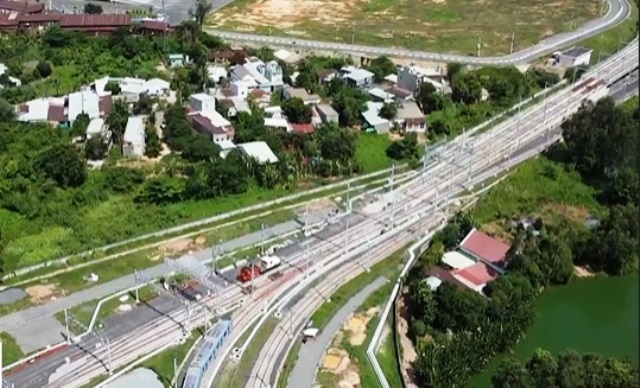 TP Hồ Chí Minh lắp đoàn tàu cuối cùng của tuyến metro số 1 - Ảnh 4.