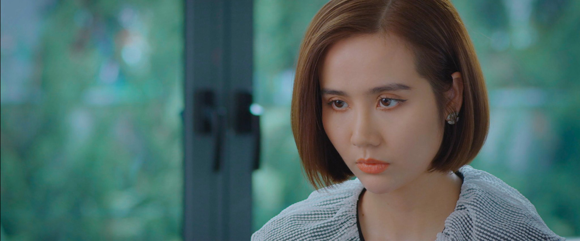 Thương ng&agrave;y nắng về 2 - Tập 31: B&agrave; Nhung mừng rỡ khi thấy V&acirc;n Trang đến thăm - Ảnh 4.