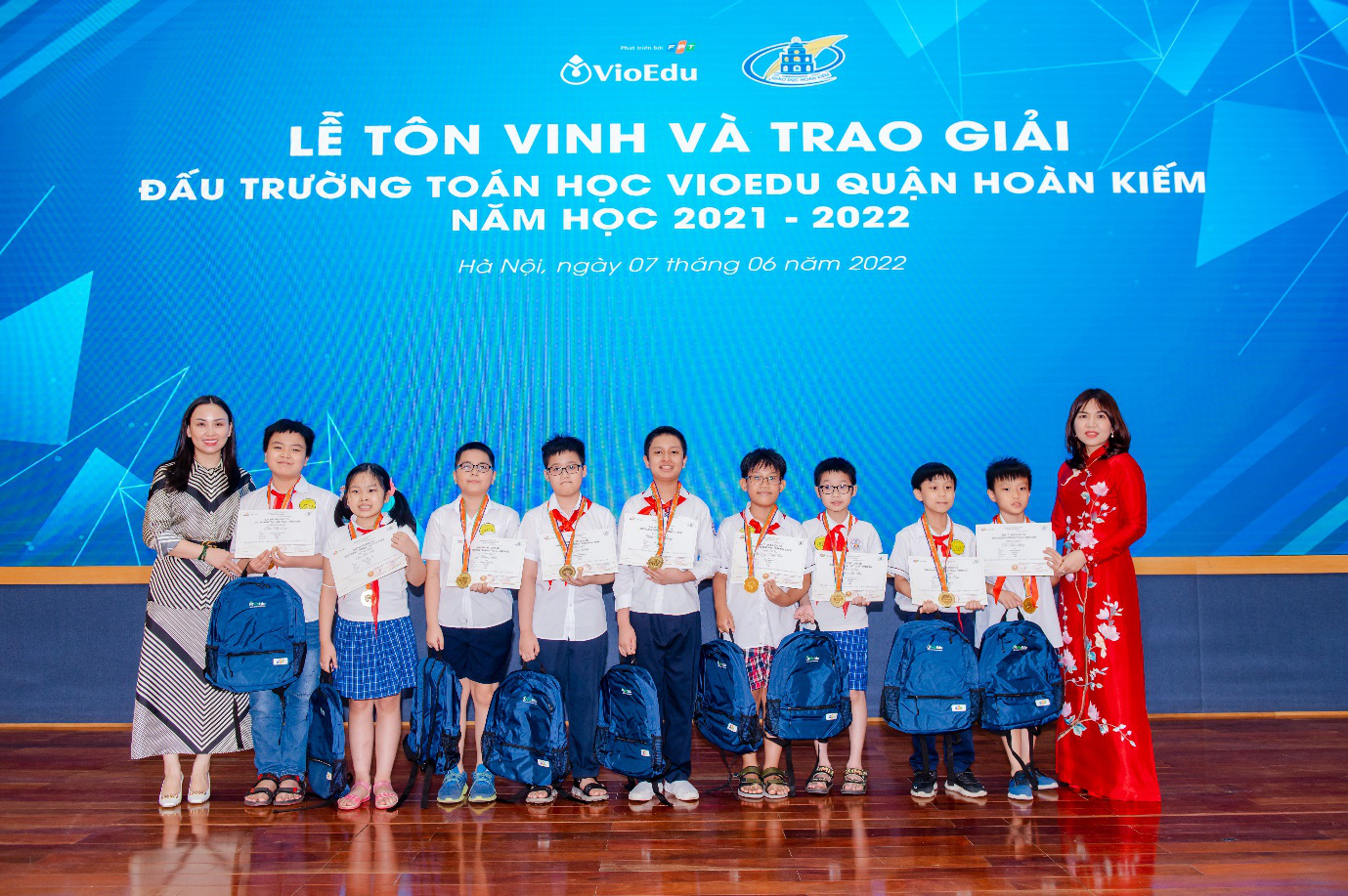 Hơn 60 địa phương về đ&iacute;ch đấu trường to&aacute;n học năm học 2021-2022 - Ảnh 1.