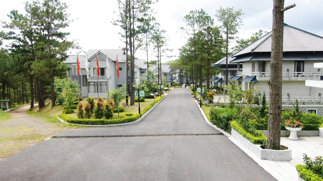Du lịch Lạc Dương hồi sinh mạnh mẽ sau dịch với các khu nghỉ dưỡng cao cấp - Ảnh 2. Du lịch Lạc Dương hồi sinh mạnh mẽ sau dịch với các khu nghỉ dưỡng cao cấp - Ảnh 2.