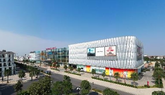 Vincom Mega Mall Ocean Park trở th&agrave;nh &ldquo;Trung t&acirc;m thương mại tốt nhất Việt Nam 2022&rdquo; - Ảnh 1.