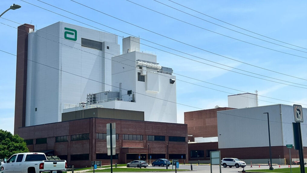 Abbott tái khởi động sản xuất sữa công thức trẻ em tại nhà máy Michigan - Ảnh 1. Abbott tái khởi động sản xuất sữa công thức trẻ em tại nhà máy Michigan - Ảnh 1.