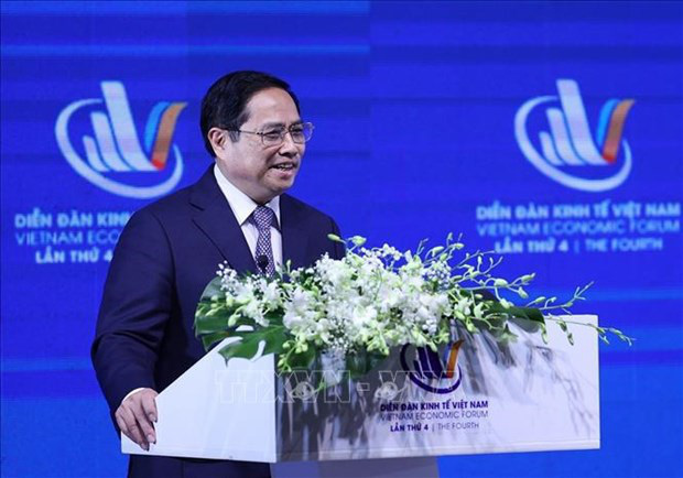
PM Pham Minh Chinh speaks at the high-level session of the 4th Vietnam Economic Forum (Photo: VNA) 
