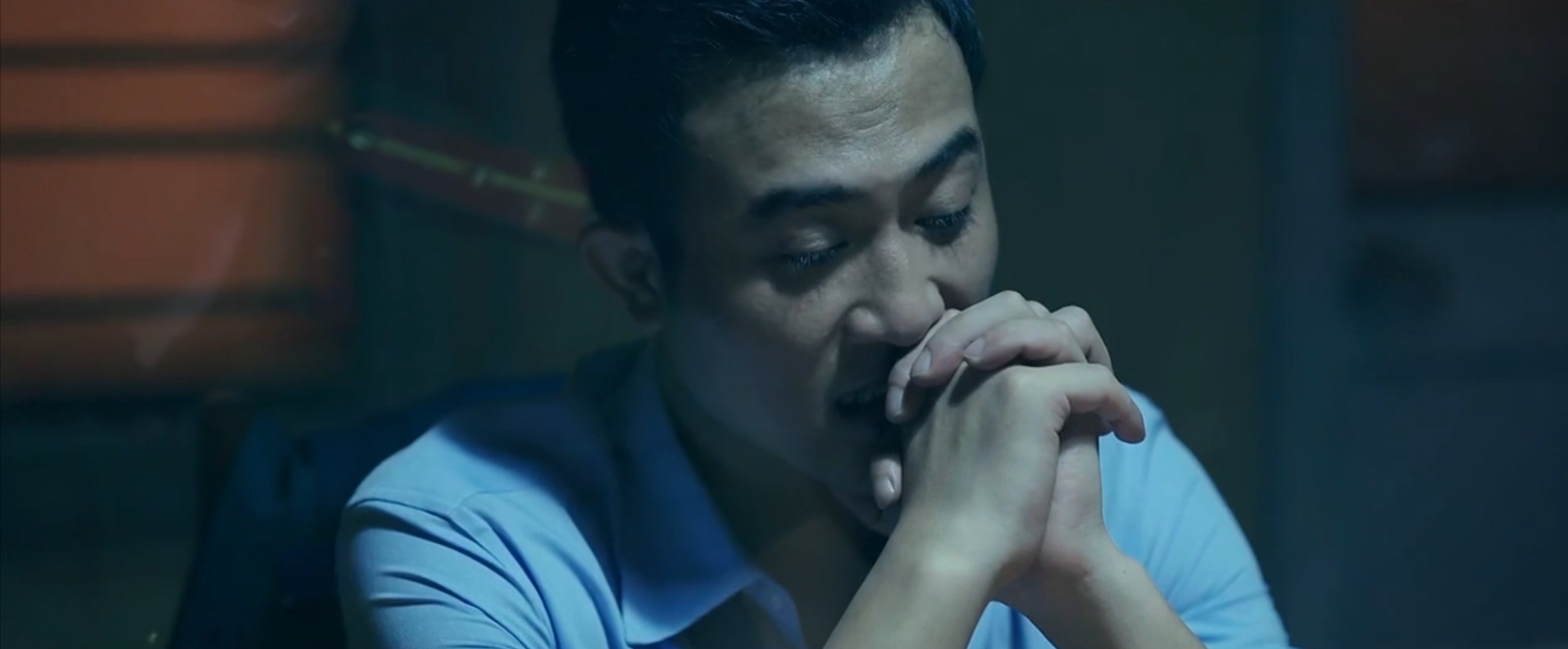 Đấu tr&iacute; &ndash; Tập 6: Tuấn, Khải to&aacute;t mồ h&ocirc;i khi bị c&ocirc;ng an bắt th&oacute;p - Ảnh 3.