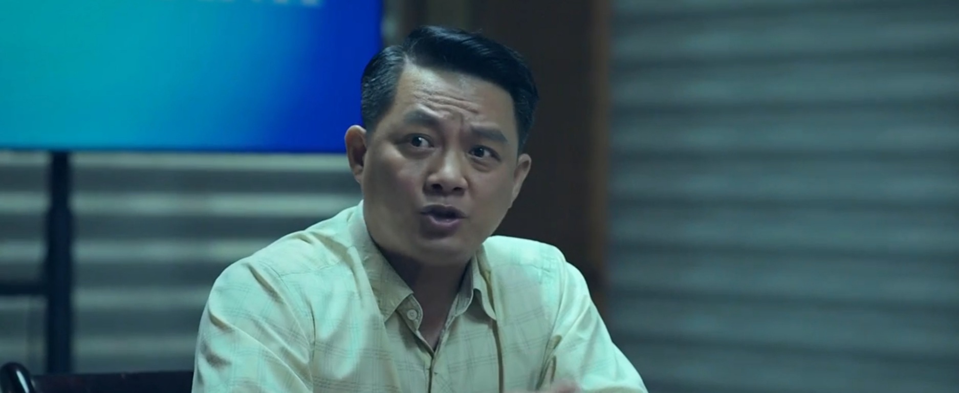 Đấu tr&iacute; &ndash; Tập 6: Tuấn, Khải to&aacute;t mồ h&ocirc;i khi bị c&ocirc;ng an bắt th&oacute;p - Ảnh 8.