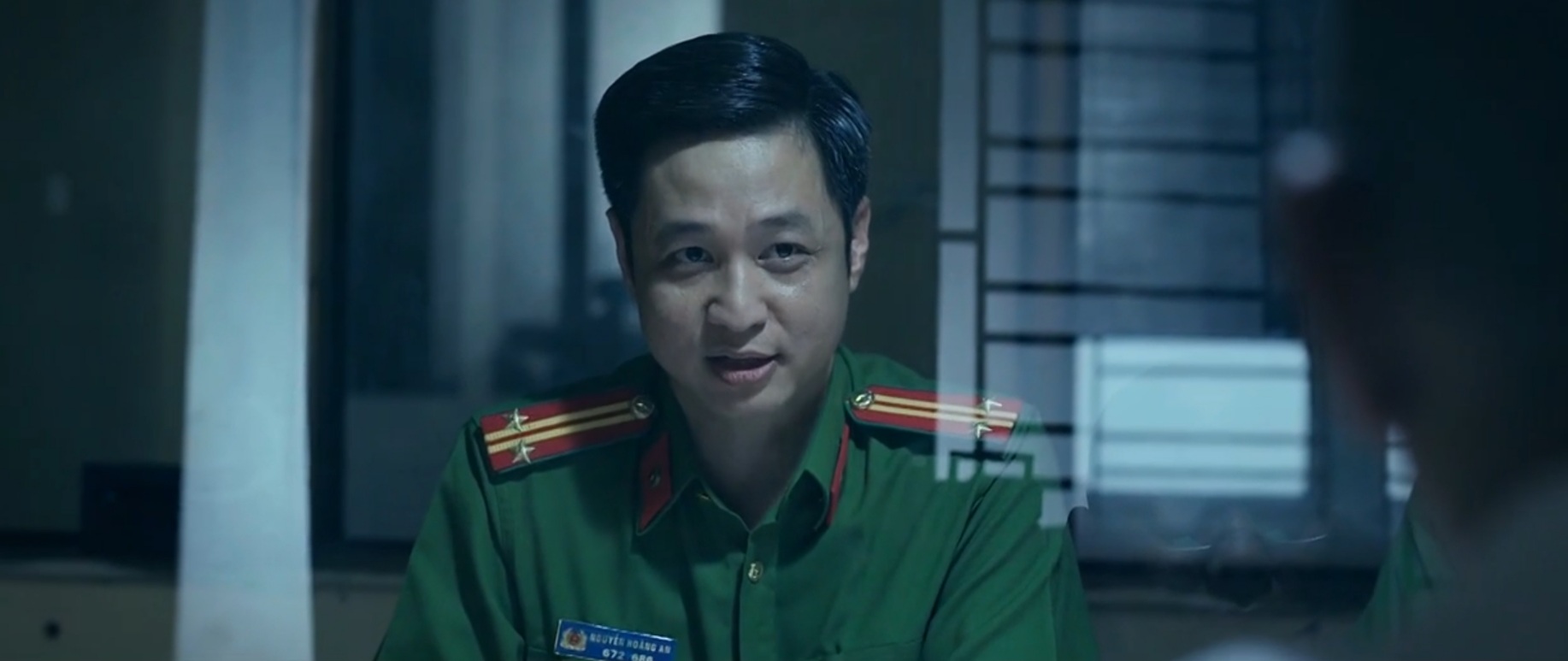 Đấu tr&iacute; &ndash; Tập 6: Tuấn, Khải to&aacute;t mồ h&ocirc;i khi bị c&ocirc;ng an bắt th&oacute;p - Ảnh 5.