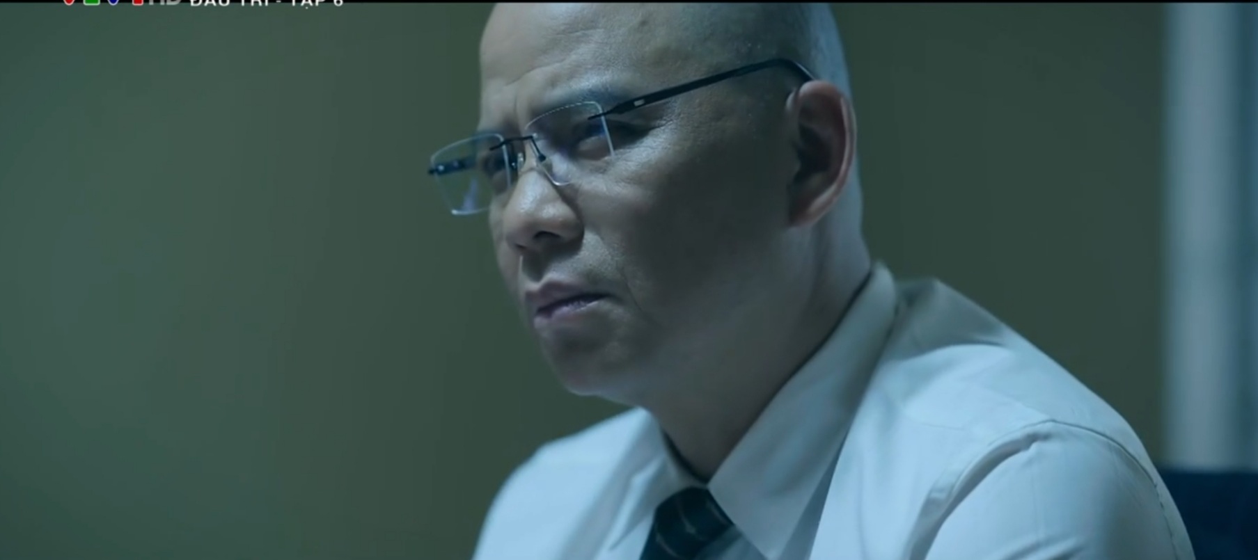 Đấu tr&iacute; &ndash; Tập 6: Tuấn, Khải to&aacute;t mồ h&ocirc;i khi bị c&ocirc;ng an bắt th&oacute;p - Ảnh 4.