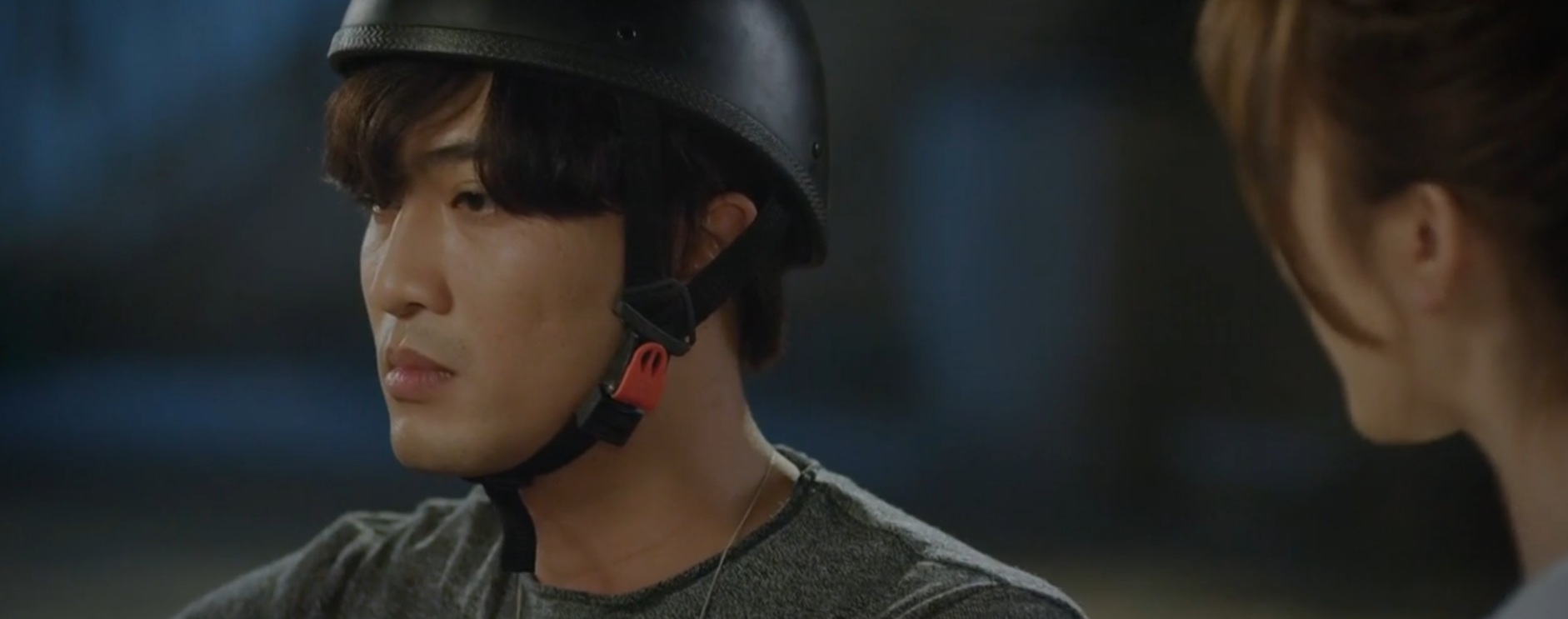 Thương ng&agrave;y nắng về 2 - Tập 42: Nhật Mai bất ngờ ngồi v&agrave;o vị tr&iacute; Tổng Gi&aacute;m đốc - Ảnh 7.