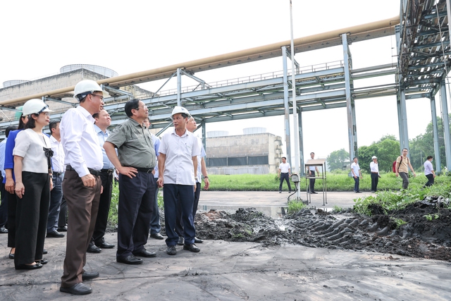 Thủ tướng kiểm tra, khảo sát thực địa dự án Đạm Ninh Bình - Ảnh 3.