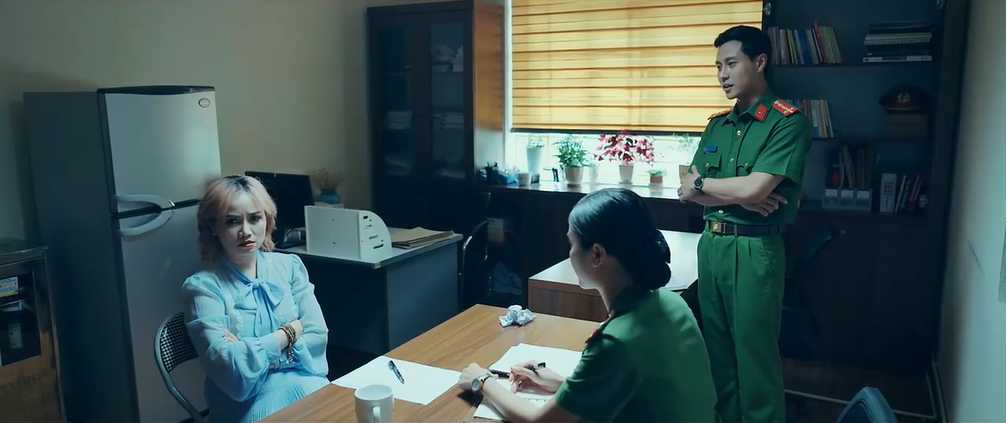 Đấu trí - Tập 11: Muốn thoát cảnh tù tội, Giám đốc CDC tỉnh chỉ có cách giả điên - Ảnh 5. Đấu trí - Tập 11: Muốn thoát cảnh tù tội, Giám đốc CDC tỉnh chỉ có cách giả điên - Ảnh 5.