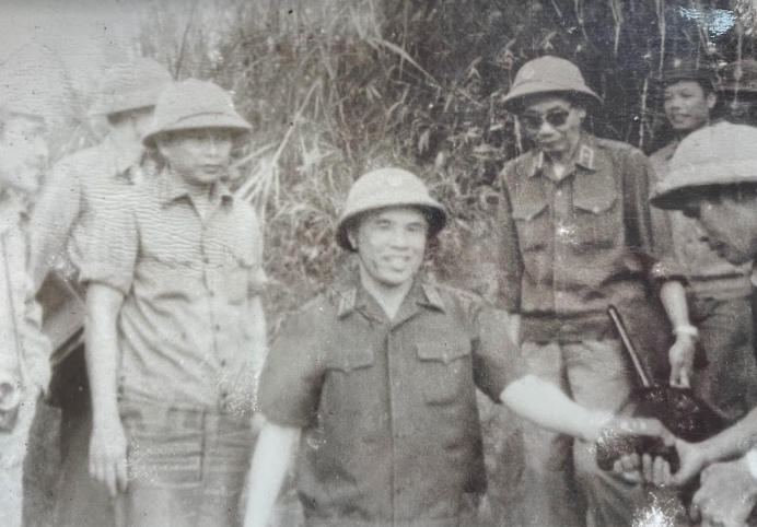 Thượng tướng, Anh hùng LLVTND Nguyễn Văn Được - Từ cậu bé mồ côi đi ở đợ thành vị Tướng của Quân đội Nhân dân Việt Nam - Ảnh 12.