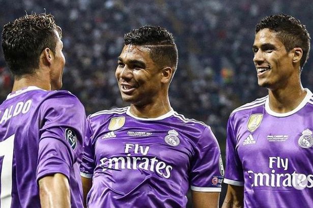 Varane tiết lộ lý do Casemiro chọn gia nhập Manchester United - Ảnh 1.