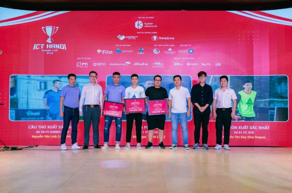 Chung kết ICT Hà Nội - Kyber Cup 2022 - FC Gomin Corp lên ngôi vô địch - Ảnh 2.
