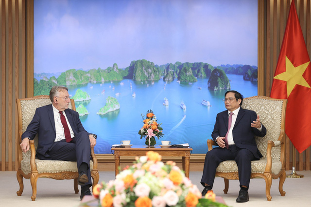 Chủ tịch Ủy ban Thương mại quốc tế Nghị viện EU: Việt Nam là điểm đến số 1 ở ASEAN - Ảnh 2.