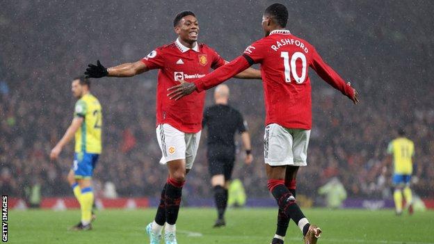 Man Utd có cơ hội giành danh hiệu đầu tiên dưới thời Ten Hag - Ảnh 2.