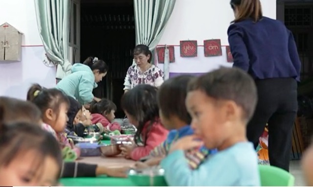 Cô giáo xin hỗ trợ nuôi học trò vùng cao Lai Châu - Ảnh 3.