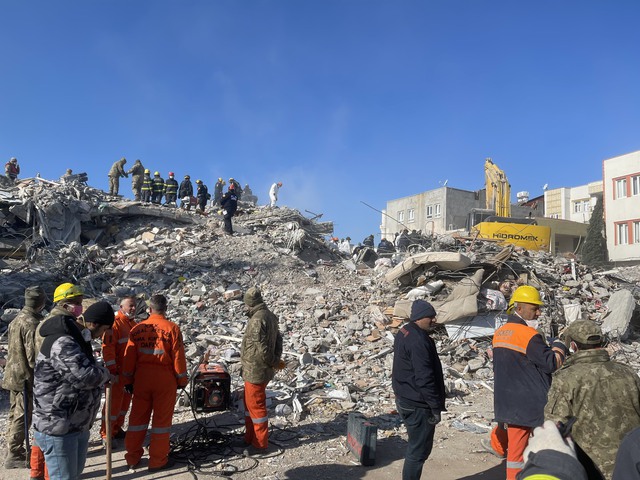 Bữa cơm ngon nhất v&agrave; m&oacute;n qu&agrave; đặc biệt m&agrave; c&aacute;c Sứ giả nh&acirc;n đạo Việt Nam nhận được trước khi v&agrave;o trận mới - Ảnh 9.