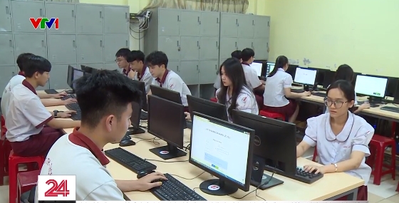 TP Hồ Chí Minh: Học sinh bắt đầu đăng ký thi đánh giá năng lực 2023 - Ảnh 1.