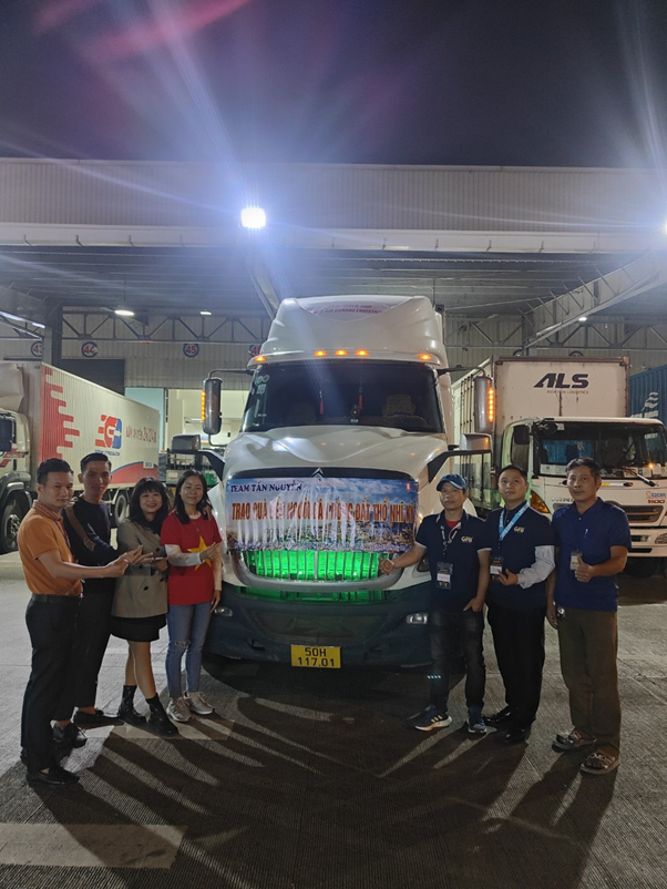 Nh&oacute;m từ thiện Tần Nguyễn ủng hộ nh&acirc;n d&acirc;n Thổ Nhĩ Kỳ khắc phục hậu quả động đất - Ảnh 2.