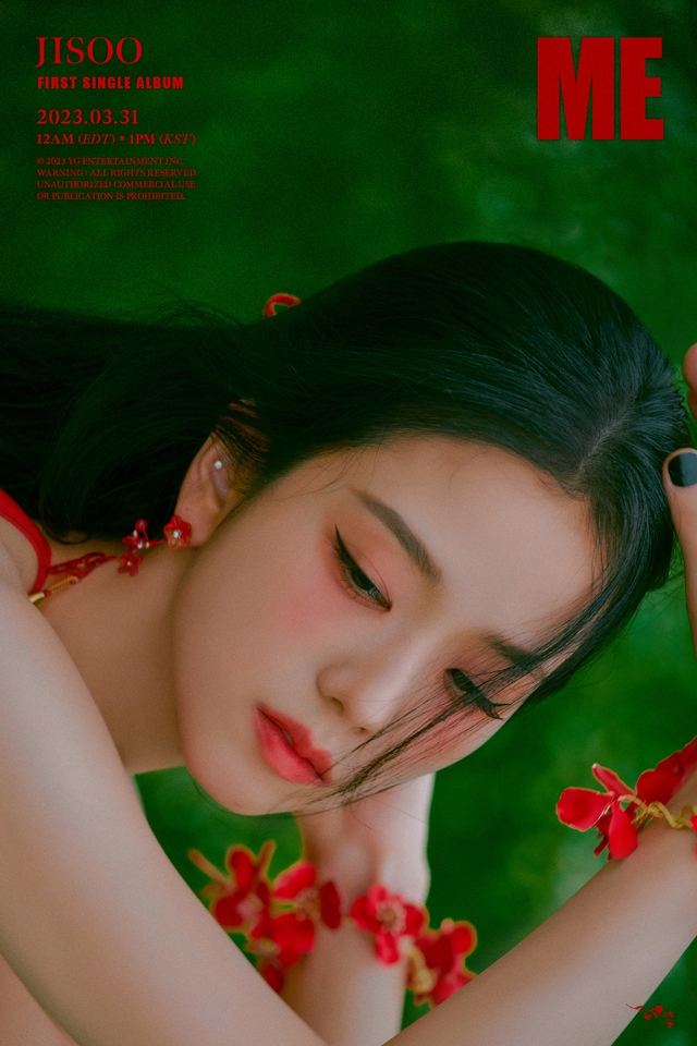 Jisoo (BLACKPINK) - Nữ nghệ sĩ solo K-Pop sở hữu lượng album đặt trước cao nhất lịch sử - Ảnh 1.