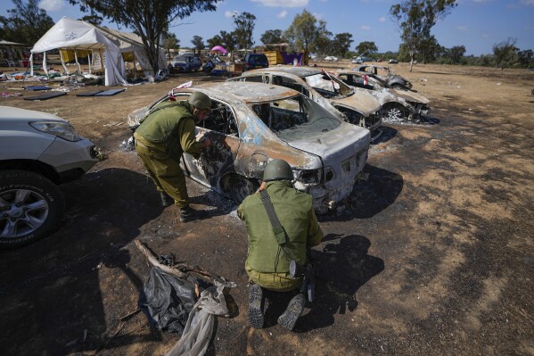 Xung đột Israel - Hamas: Hàng trăm con tin bị giam giữ, quốc tế nỗ lực hạ nhiệt căng thẳng - Ảnh 3.