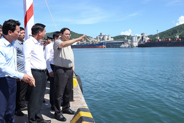 Thủ tướng: Cần tái cấu trúc tổng thể Lọc hóa dầu Nghi Sơn - Ảnh 11. Thủ tướng: Cần tái cấu trúc tổng thể Lọc hóa dầu Nghi Sơn - Ảnh 11.