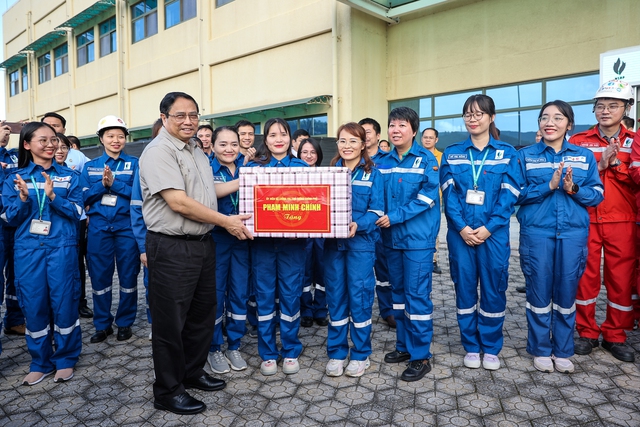Thủ tướng: Cần tái cấu trúc tổng thể Lọc hóa dầu Nghi Sơn - Ảnh 3. Thủ tướng: Cần tái cấu trúc tổng thể Lọc hóa dầu Nghi Sơn - Ảnh 3.