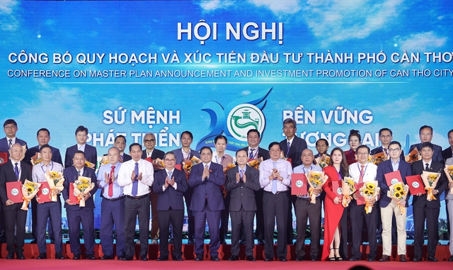 Thủ tướng: Huy động nguồn lực là vấn đề quan trọng nhất để triển khai Quy hoạch Cần Thơ - Ảnh 8.