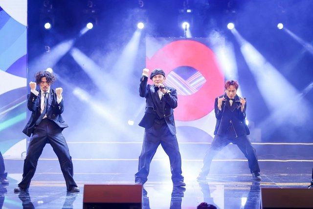 The famous Japanese boy band to perform their hits in Vietnam - Ảnh 3.