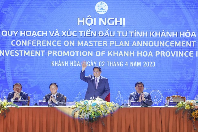 Thủ tướng dự hội nghị c&ocirc;ng bố quy hoạch v&agrave; x&uacute;c tiến đầu tư tỉnh Kh&aacute;nh H&ograve;a - Ảnh 4.