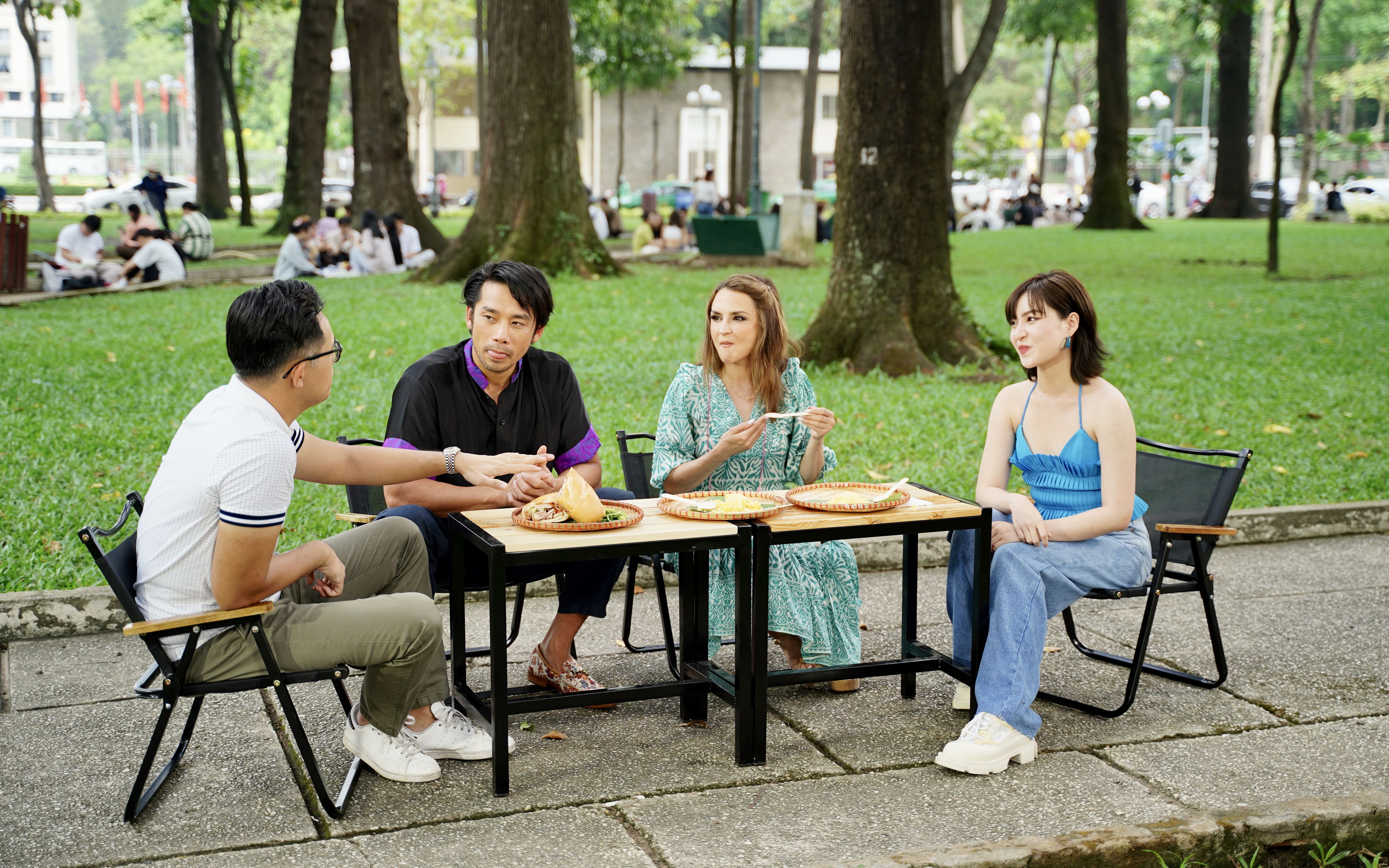 MC Đức Bảo ghi dấu ấn tại hai sân khấu sắc đẹp lớn nhất trong tuần- Ảnh 4.