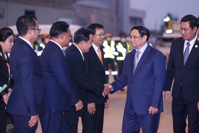 Thủ tướng Phạm Minh Chính tới Lào dự Hội nghị cấp cao Ủy hội sông Mekong quốc tế lần thứ 4 - Ảnh 2. Thủ tướng Phạm Minh Chính tới Lào dự Hội nghị cấp cao Ủy hội sông Mekong quốc tế lần thứ 4 - Ảnh 2.