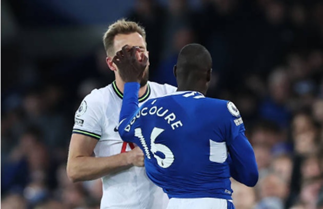 Tottenham đánh rơi chiến thắng trên sân của Everton - Ảnh 2.