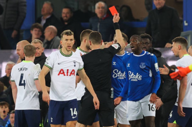 Tottenham đánh rơi chiến thắng trên sân của Everton - Ảnh 3. Tottenham đánh rơi chiến thắng trên sân của Everton - Ảnh 3.