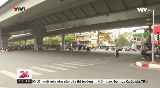 Hiệu quả bước đầu trong xử lý các điểm nghẽn giao thông ở Hà Nội - Ảnh 1.