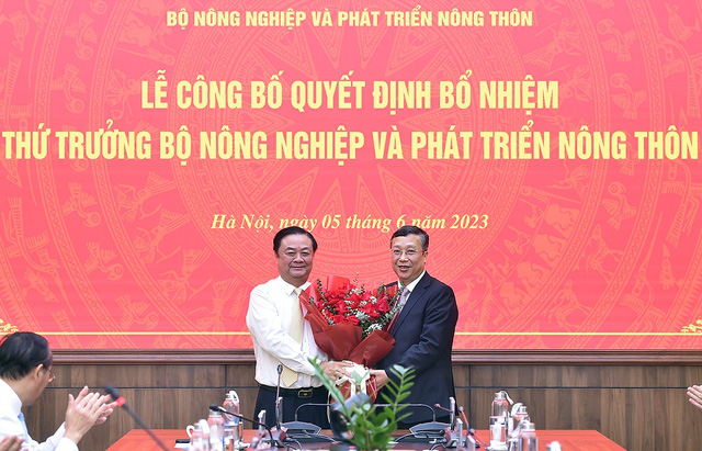 Phó Thủ tướng Trần Lưu Quang trao Quyết định bổ nhiệm Thứ trưởng Bộ NN&PTNT - Ảnh 1.